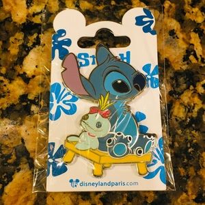 ✨ Disneyland Parks Paris Stitch Trading Pin ✨ NWT